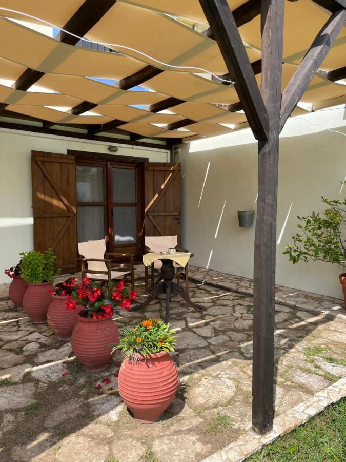 Guesthouse Kaliepia Ierissós Ngoại thất bức ảnh