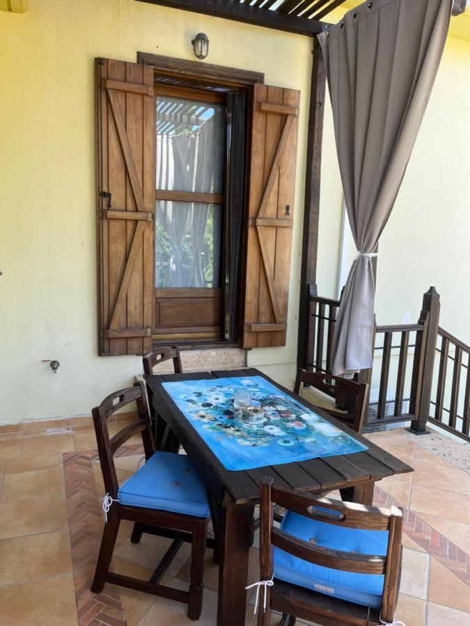 Guesthouse Kaliepia Ierissós Ngoại thất bức ảnh
