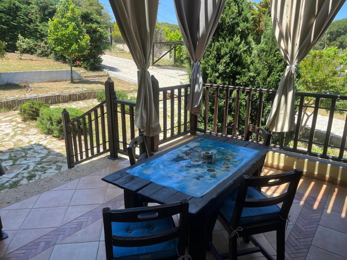 Guesthouse Kaliepia Ierissós Ngoại thất bức ảnh