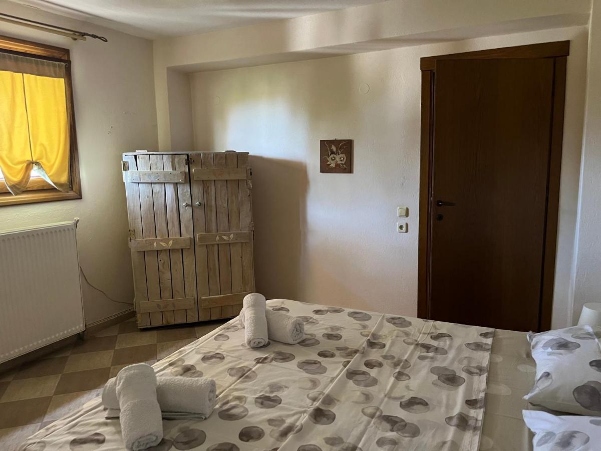 Guesthouse Kaliepia Ierissós Ngoại thất bức ảnh