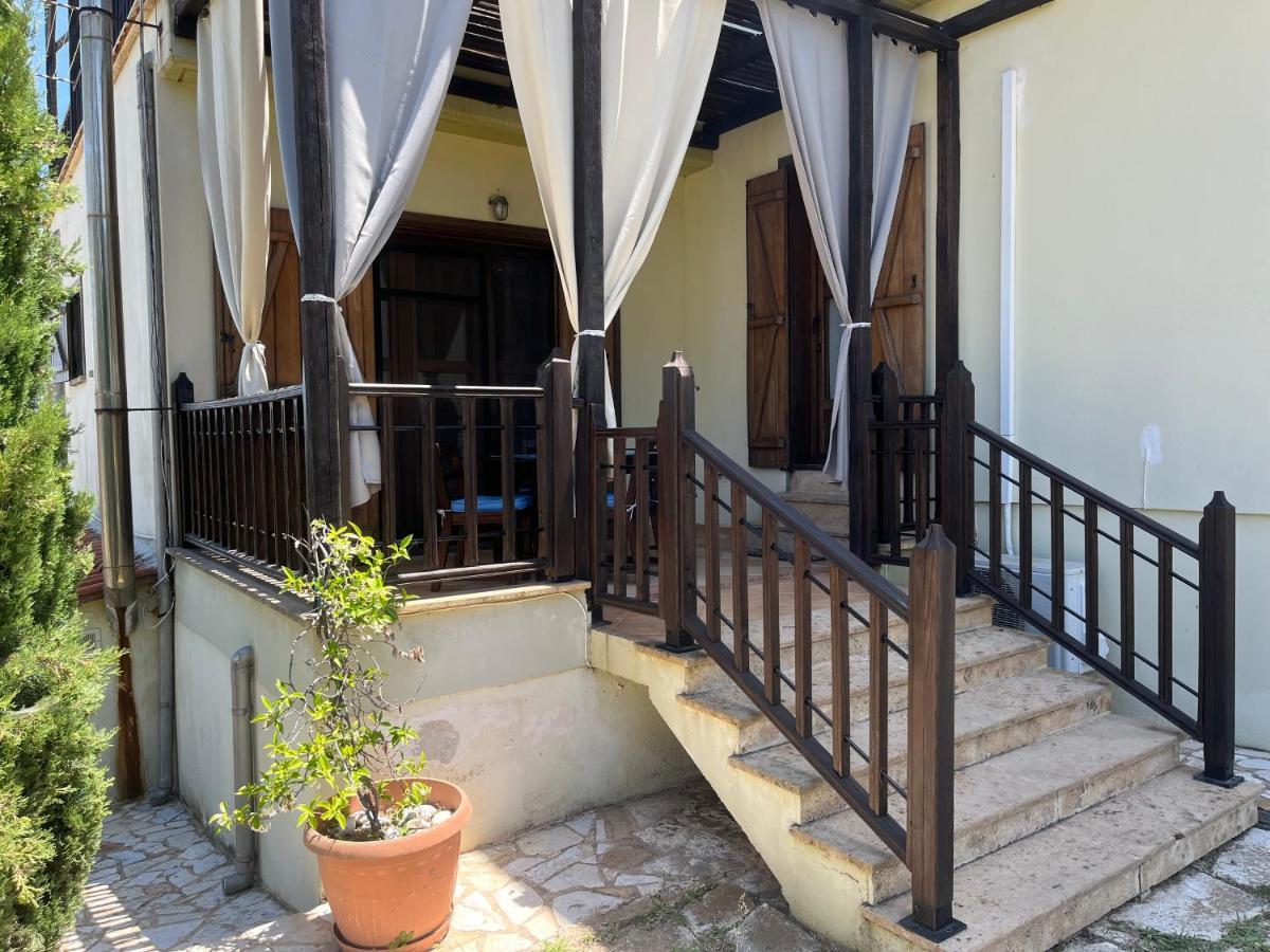 Guesthouse Kaliepia Ierissós Ngoại thất bức ảnh
