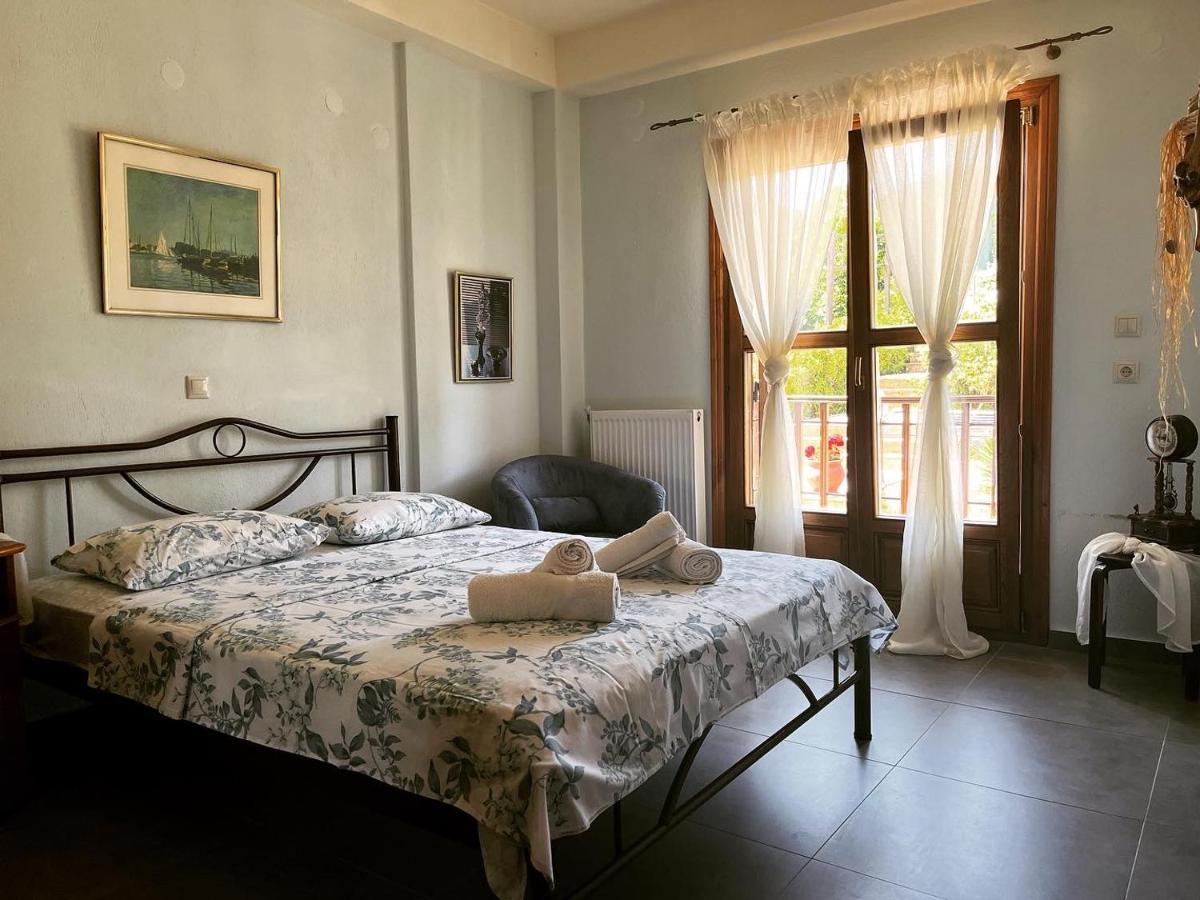 Guesthouse Kaliepia Ierissós Ngoại thất bức ảnh
