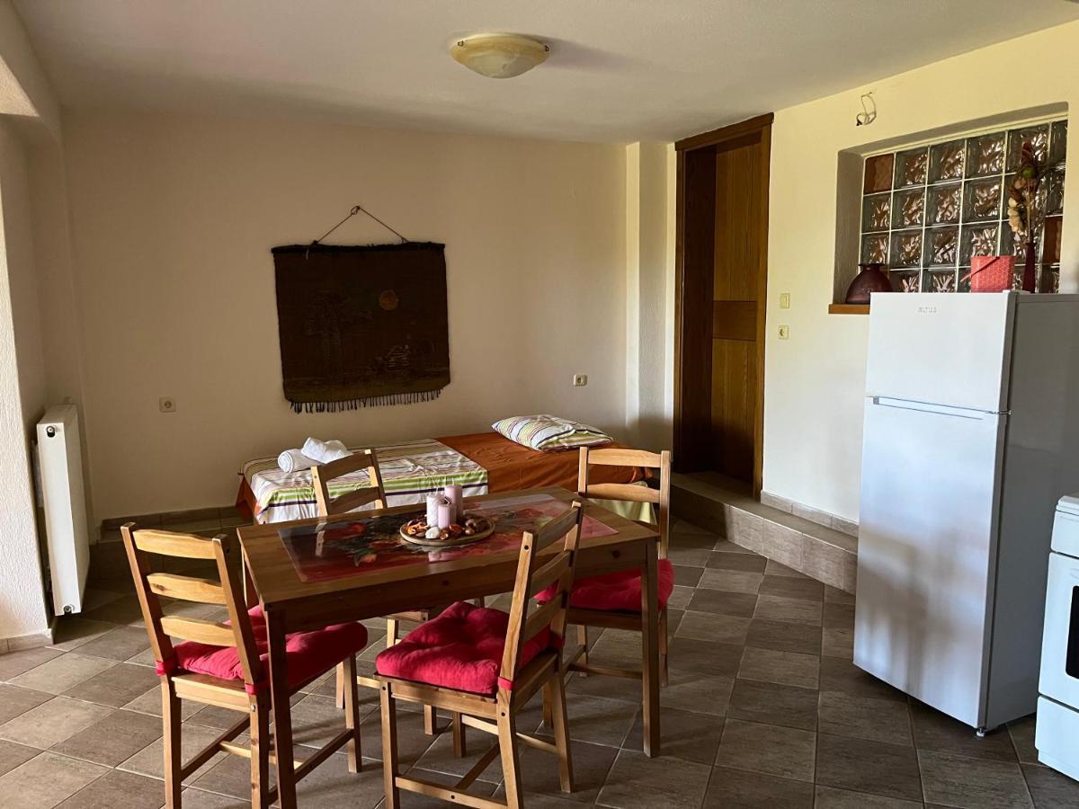 Guesthouse Kaliepia Ierissós Ngoại thất bức ảnh