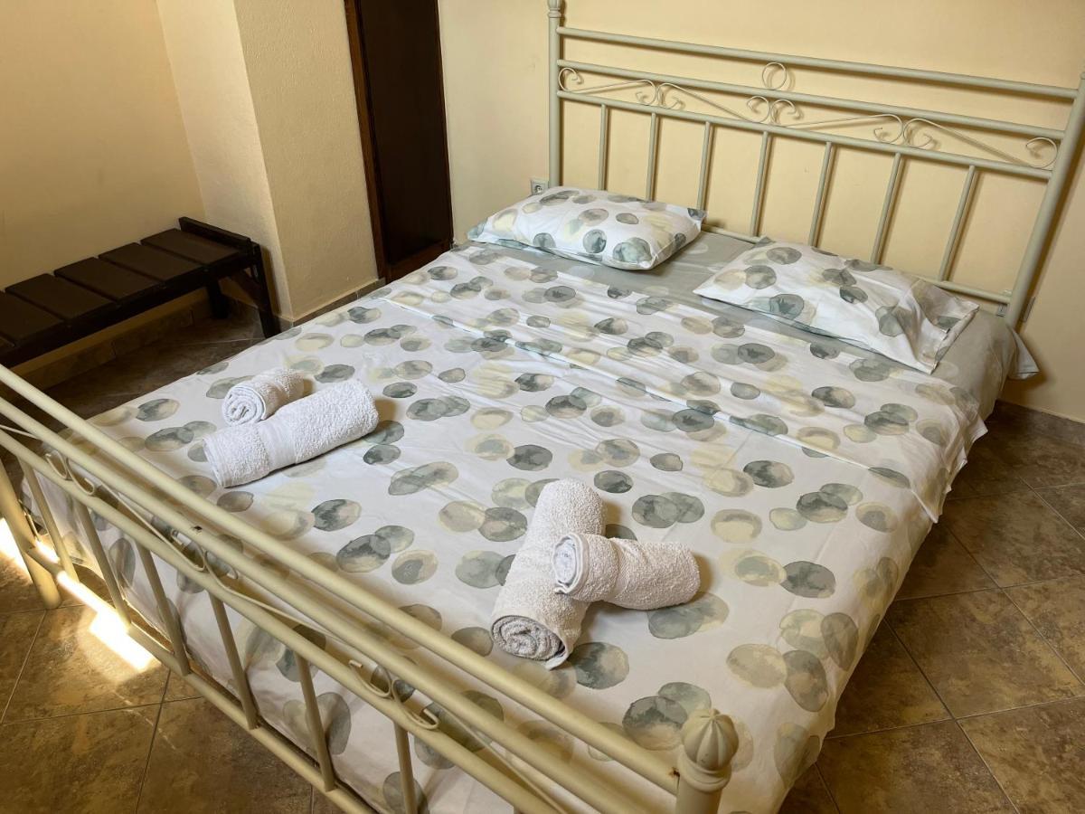 Guesthouse Kaliepia Ierissós Ngoại thất bức ảnh