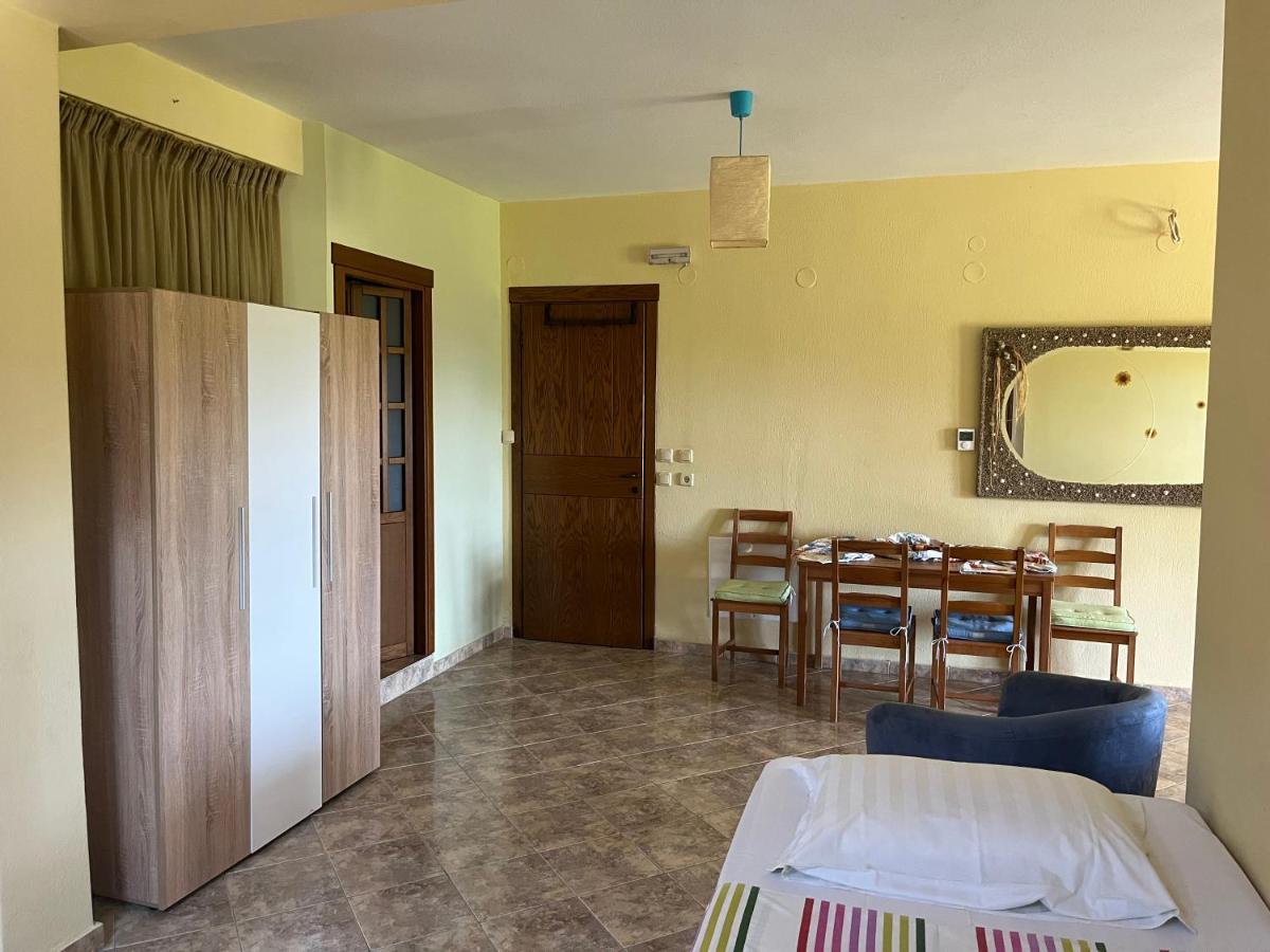 Guesthouse Kaliepia Ierissós Ngoại thất bức ảnh