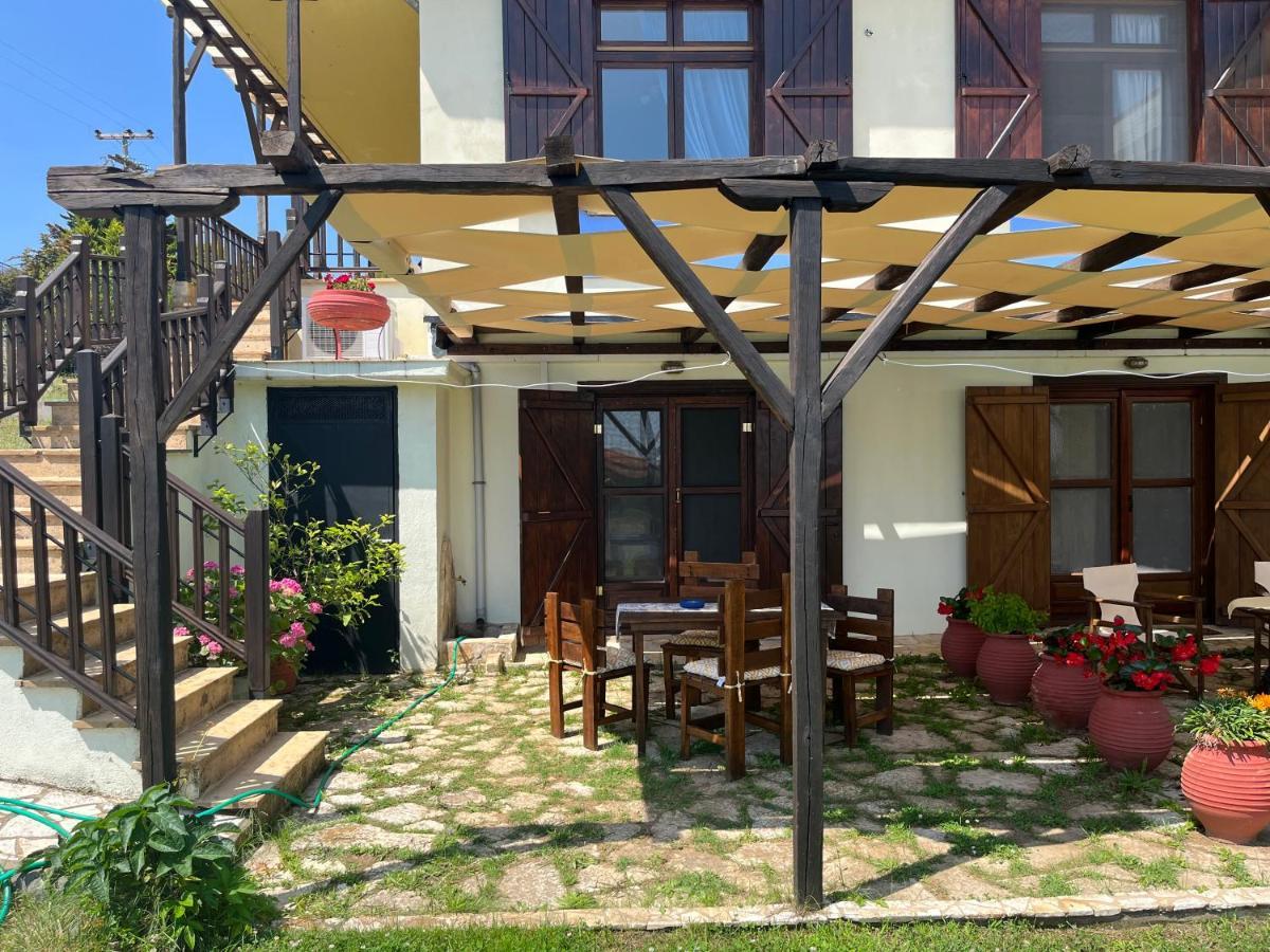 Guesthouse Kaliepia Ierissós Ngoại thất bức ảnh